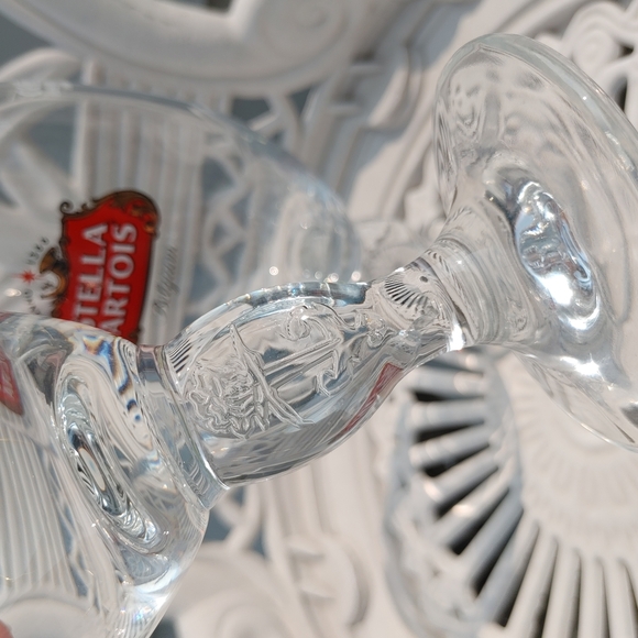 Gold Rimmed Glass Set - Picture 3 of 6